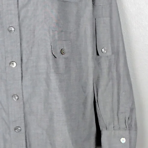 Chicos Gray 100% Cotton Roll Tab Sleeve Utility Button Down Shirt Size 3 XL - Picture 2 of 10